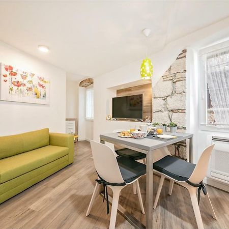 Mariva Downtown Apartment With Free Parking Rovinj Exteriör bild