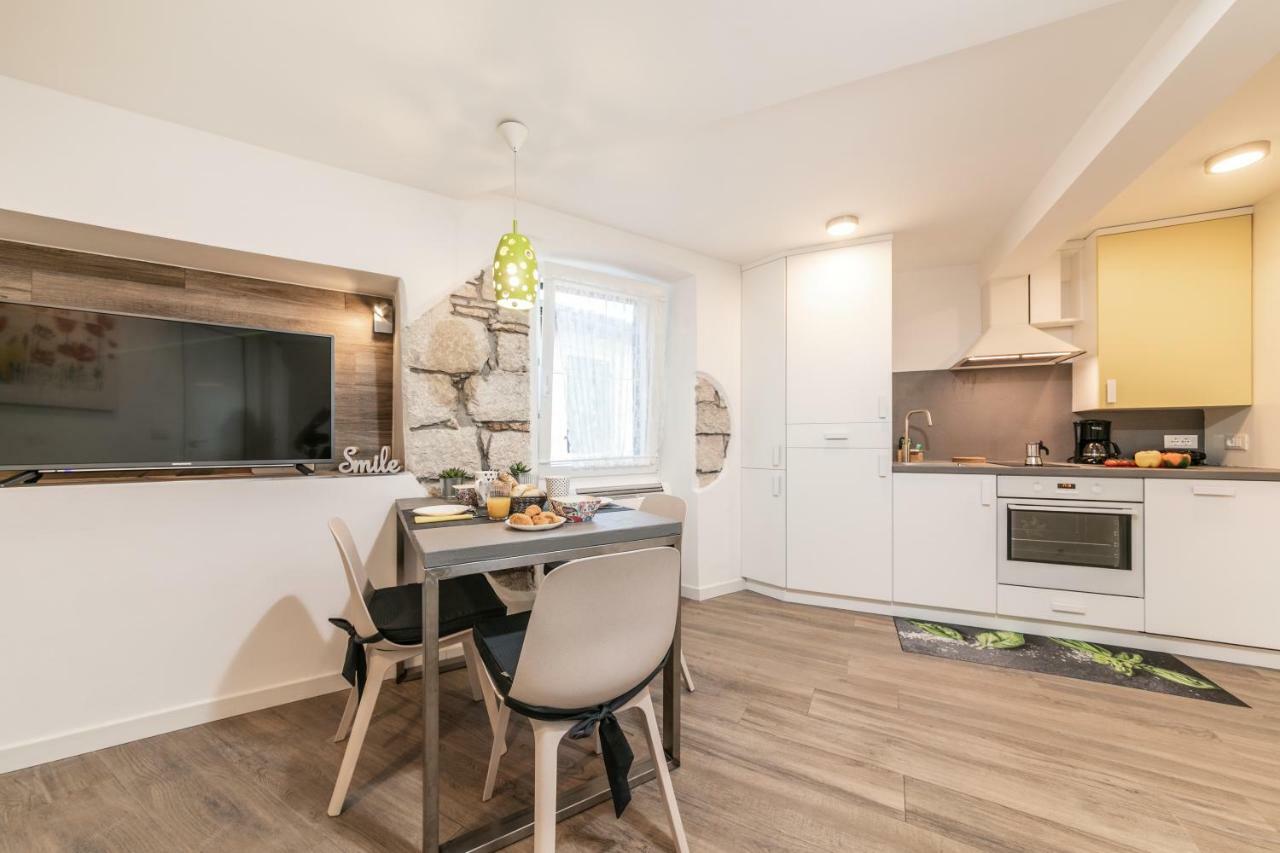Mariva Downtown Apartment With Free Parking Rovinj Exteriör bild